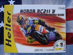 Heller 50910  Honda RC211 V rider Valentine Rossi.